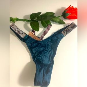 XS thing Victoria’s Secret